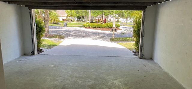 19202 GARDEN QUILT CIRCLE, Lutz, FL 33558