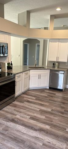 19202 GARDEN QUILT CIRCLE, Lutz, FL 33558