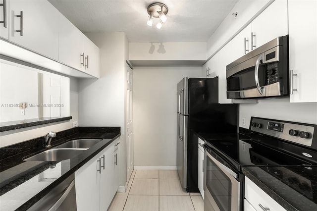 12136 Saint Andrews Pl 204, Miramar, FL 33025