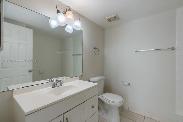 12136 Saint Andrews Pl 204, Miramar, FL 33025