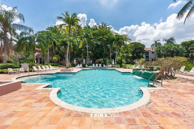 12136 Saint Andrews Pl 204, Miramar, FL 33025