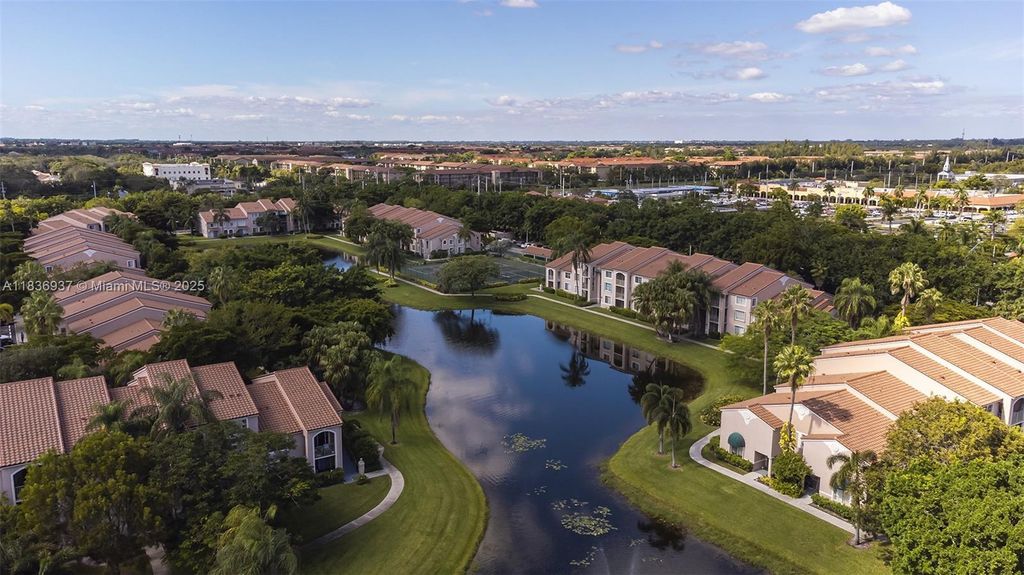 12136 Saint Andrews Pl 204, Miramar, FL 33025