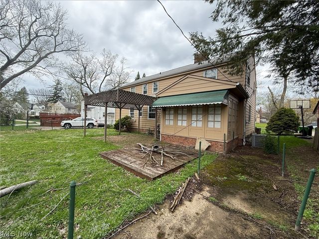 1484 S Belvoir Boulevard, South Euclid, OH 44121