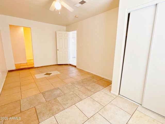 2019 E Saint Anne Avenue, Phoenix, AZ 85042