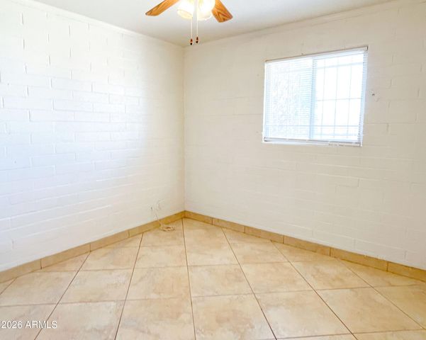 2019 E Saint Anne Avenue, Phoenix, AZ 85042