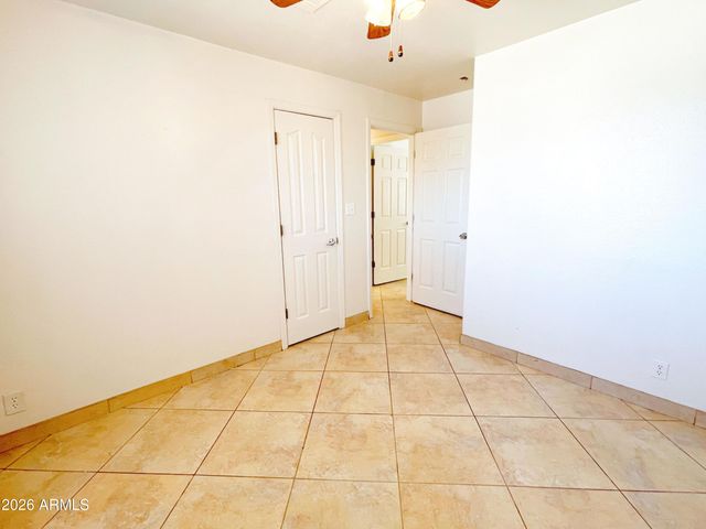 2019 E Saint Anne Avenue, Phoenix, AZ 85042