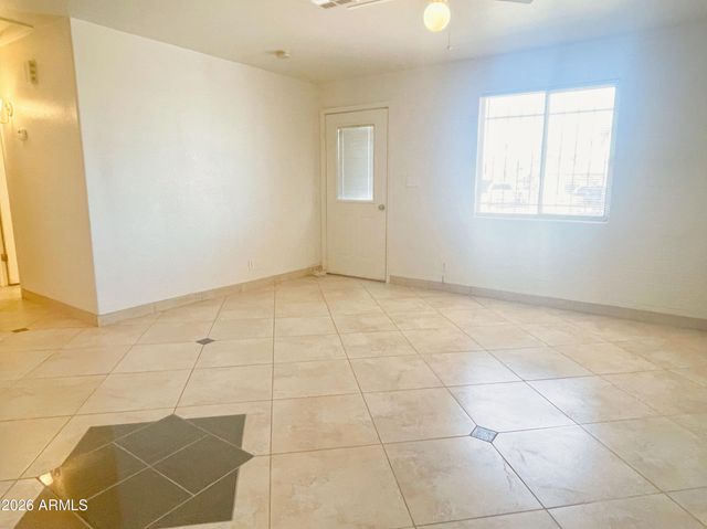 2019 E Saint Anne Avenue, Phoenix, AZ 85042