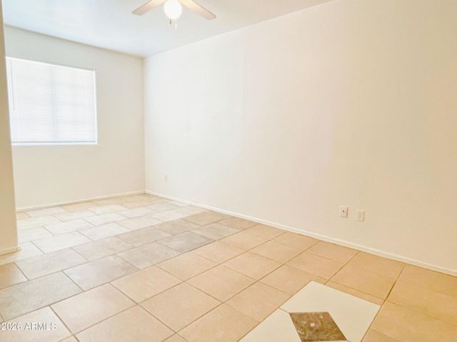 2019 E Saint Anne Avenue, Phoenix, AZ 85042