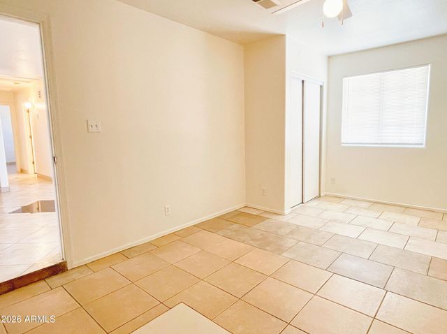 2019 E Saint Anne Avenue, Phoenix, AZ 85042