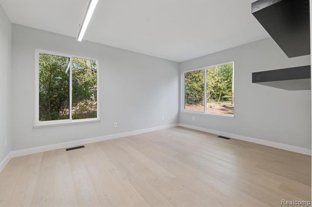 3668 Bayou Drive, West Bloomfield, MI 48323