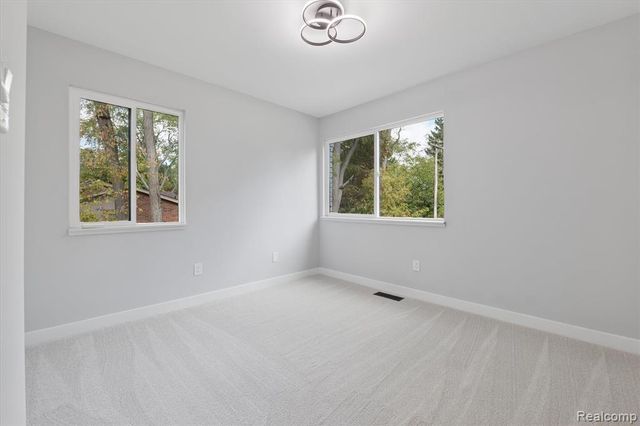 3668 Bayou Drive, West Bloomfield, MI 48323