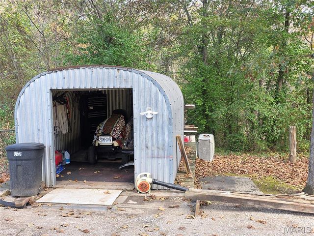 1148 Werner Lake Drive, Bloomsdale, MO 63627