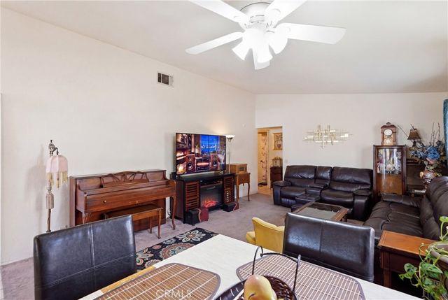 28042 CALLE VALLARTA, Menifee, CA 92585