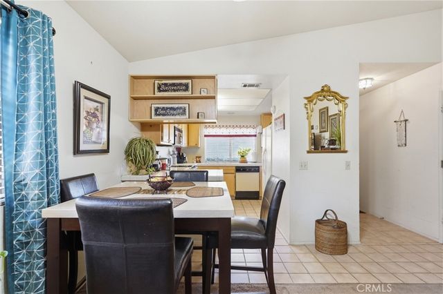 28042 CALLE VALLARTA, Menifee, CA 92585