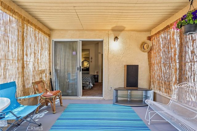 28042 CALLE VALLARTA, Menifee, CA 92585