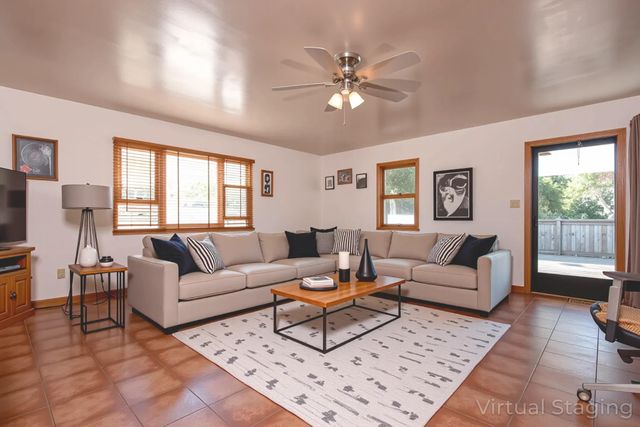 1124 South Bruce Avenue, Springfield, MO 65804