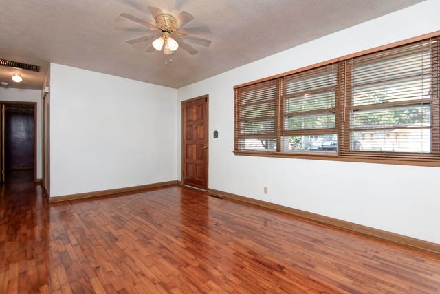 1124 South Bruce Avenue, Springfield, MO 65804