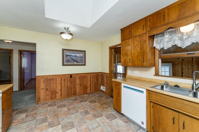 4111 5th Place NW, Rochester, MN 55901