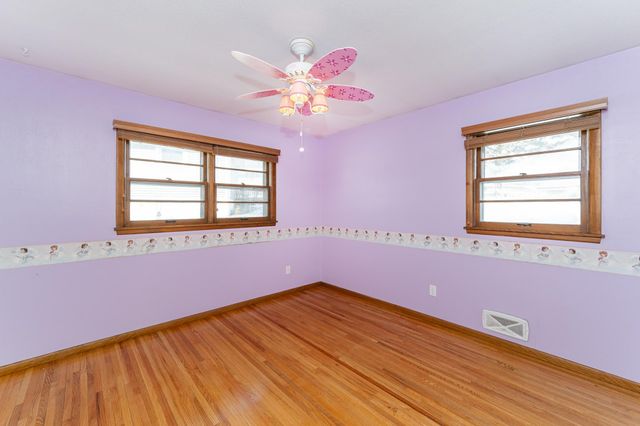 4111 5th Place NW, Rochester, MN 55901