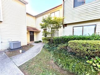 1014 Country Court, Lawrenceville, GA 30044