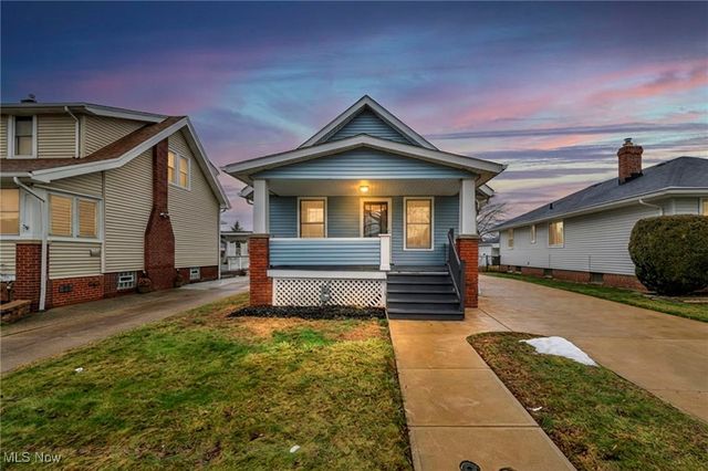 8012 Spring Garden Road, Parma, OH 44129