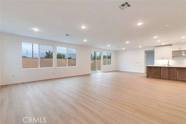 1701 Wren Avenue, Redlands, CA 92374