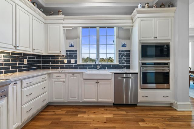 250 Island Park Drive 205, Charleston, SC 29492