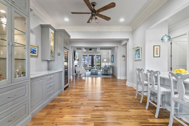 250 Island Park Drive 205, Charleston, SC 29492