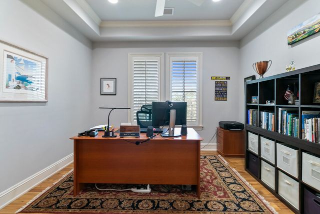 250 Island Park Drive 205, Charleston, SC 29492