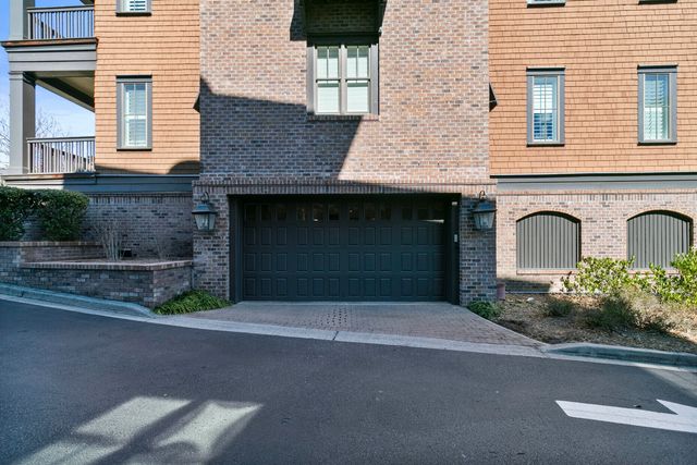 250 Island Park Drive 205, Charleston, SC 29492