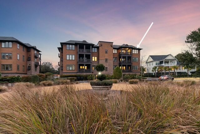 250 Island Park Drive 205, Charleston, SC 29492