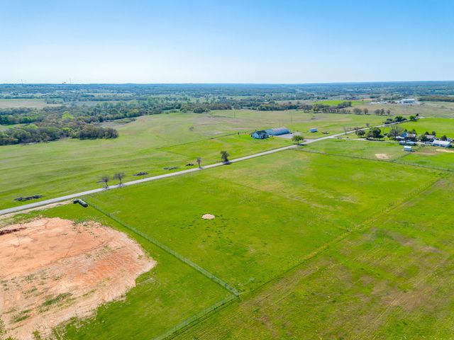 1104 Clover Drive, Poolville, TX 76487