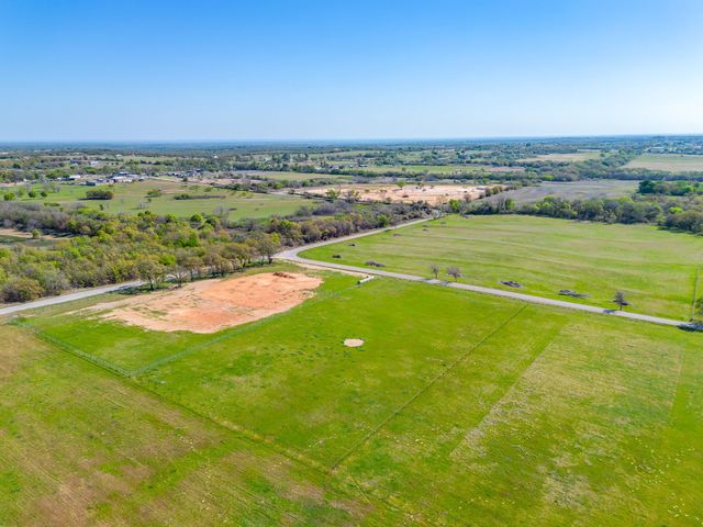 1104 Clover Drive, Poolville, TX 76487