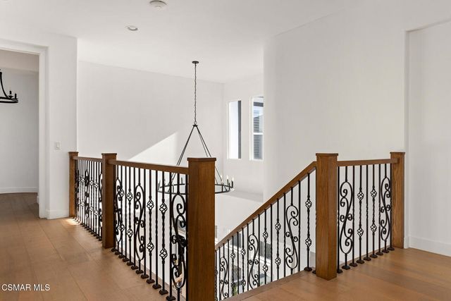 912 Blackbourne, Oak Park, CA 91377