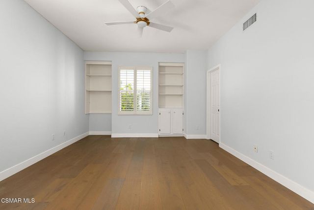 912 Blackbourne, Oak Park, CA 91377