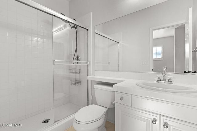 912 Blackbourne, Oak Park, CA 91377