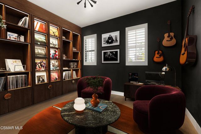 912 Blackbourne, Oak Park, CA 91377