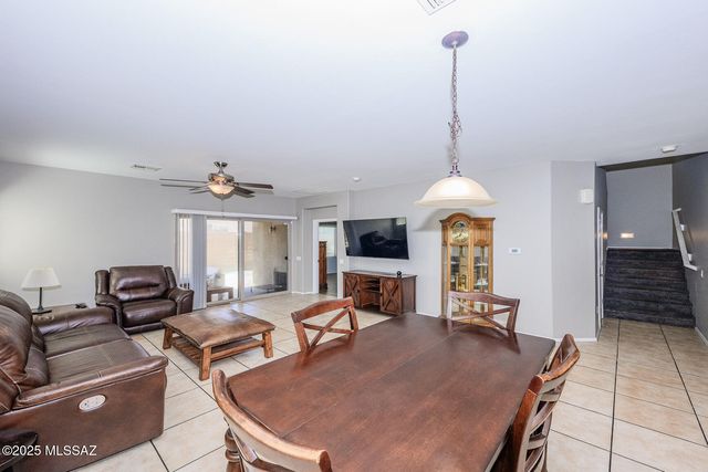 10576 E River Stone Court, Tucson, AZ 85747