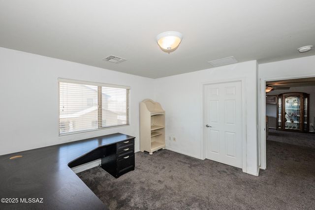 10576 E River Stone Court, Tucson, AZ 85747