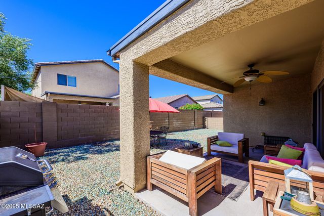 10576 E River Stone Court, Tucson, AZ 85747