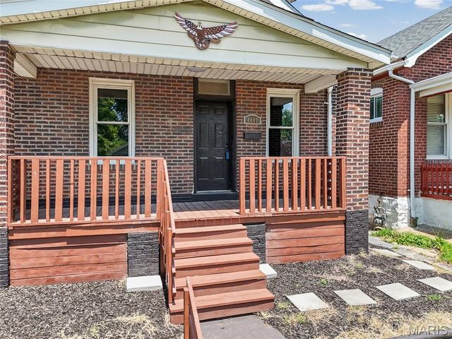 4447 Gannett Street, St Louis, MO 63116