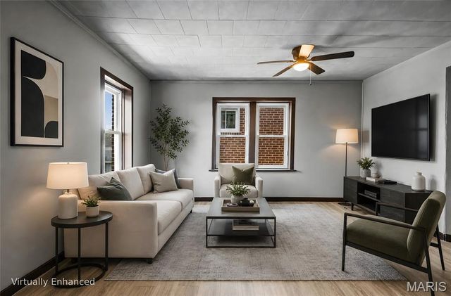 4447 Gannett Street, St Louis, MO 63116