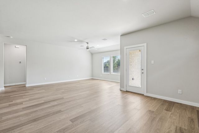 376 Blackwater Trail, Waxahachie, TX 75165