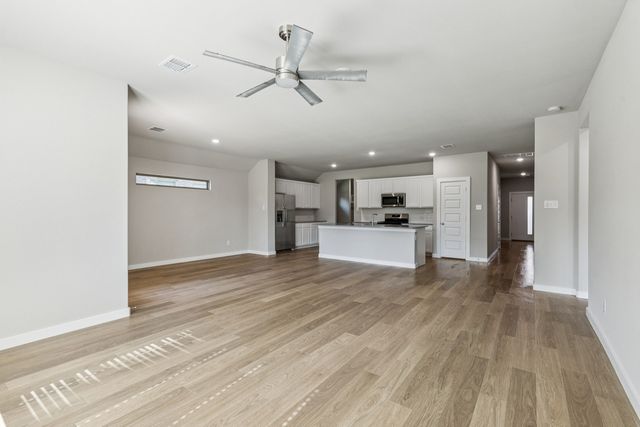 376 Blackwater Trail, Waxahachie, TX 75165