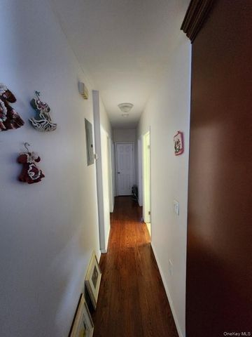13743 219th Street, Laurelton, NY 11413