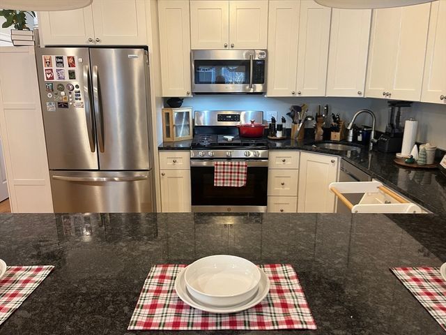 45 Spring Street 17, Boston, MA 02132