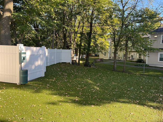 45 Spring Street 17, Boston, MA 02132