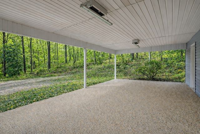 1135 Mink Branch Rd, Waynesboro, TN 38485