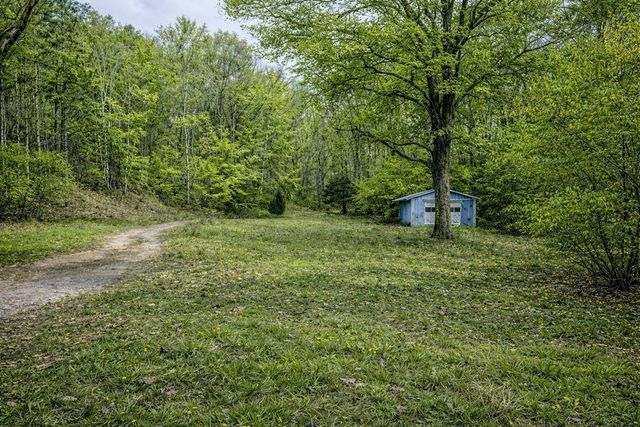 1135 Mink Branch Rd, Waynesboro, TN 38485