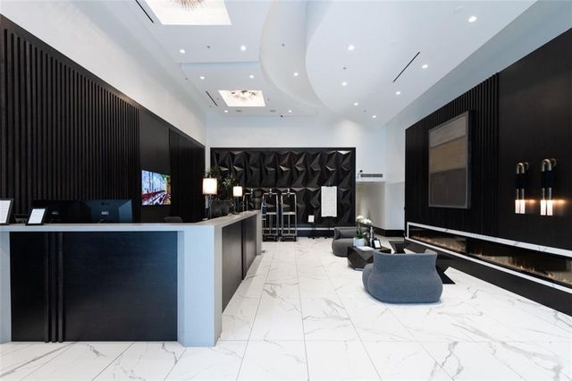 400 W Peachtree Street NW 3511, Atlanta, GA 30308